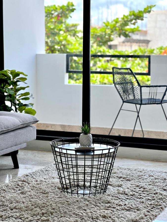Paradise Apt Steps 5Thav & Beach Плая дел Кармен Екстериор снимка